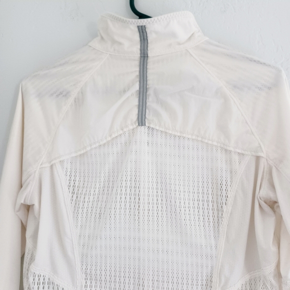 Lululemon White Lightweight Zip-Up Jacket - Picture 8 of 11